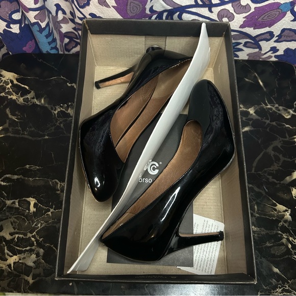 Corso Como Del Black Patent Leather Pump - Picture 10 of 10
